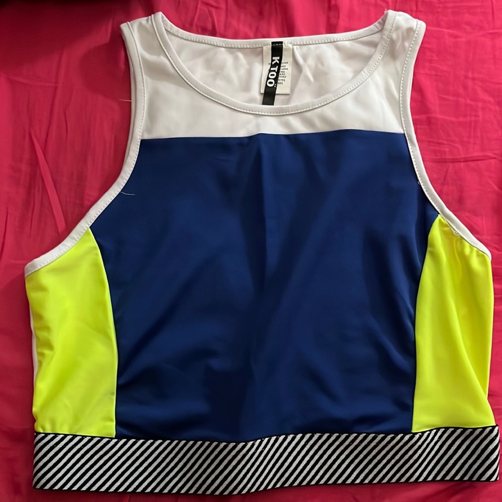 Sports bra